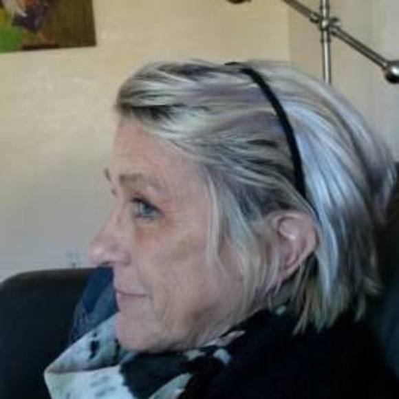 Meet your Posher, Leyland - Picture 1 of 1